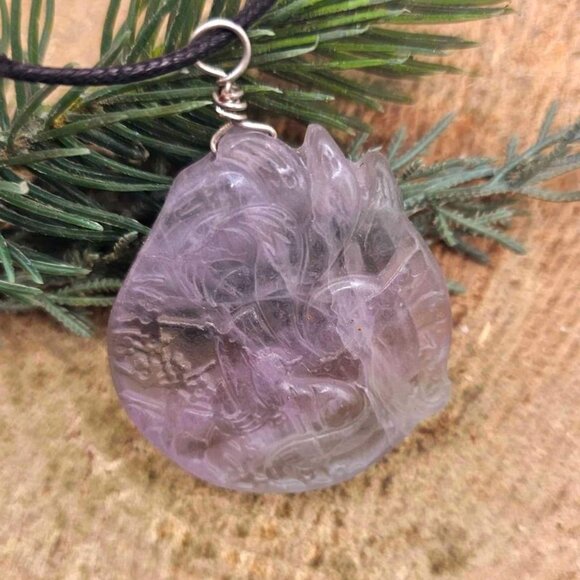 Nature Purple Fluorite Hand Carved Nine Tails Fox Pendant Necklace - Picture 4 of 10